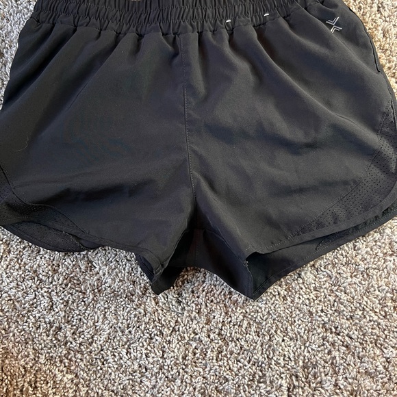 Shorts and crop tops in girls kids - Picture 10 of 11